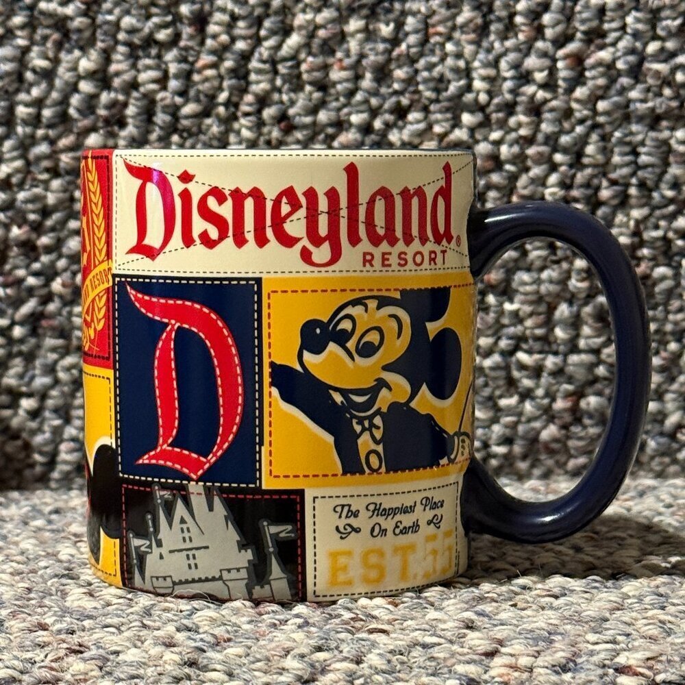 Disneyland Resort Thailand The Happiest Place on Earth Mickey Mouse Mug 14oz